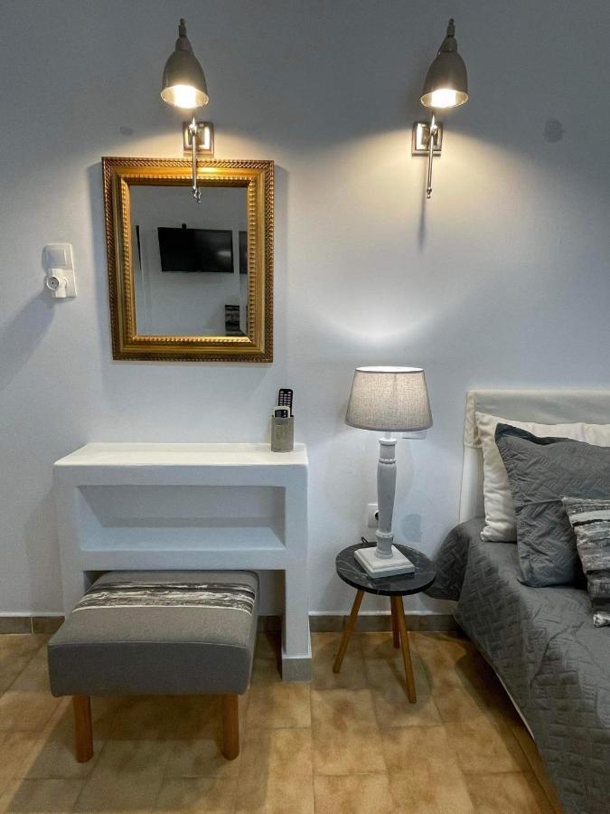 Milos Inn Adamantas  Buitenkant foto